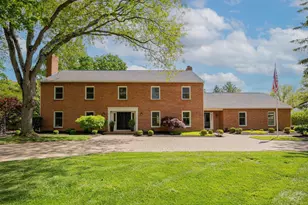 2505 Slate Run Rd, Columbus, OH 43220 - Photo 1