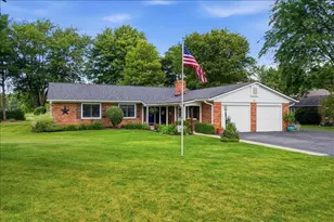 325 E High St, London, OH 43140 - Photo 1