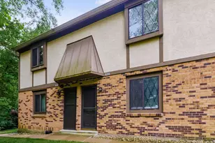3238 Summertime Ct, Columbus, OH 43221 - Photo 1