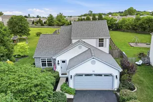 70 Lantern Chase Dr, Delaware, OH 43015 - Photo 1