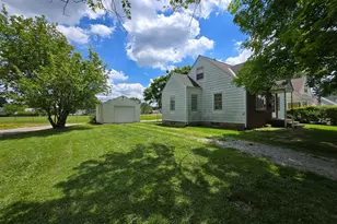 3250 Dresden St, Columbus, OH 43224 - Photo 1