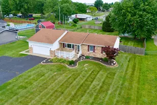 4424 Ethel Rd, Obetz, OH 43207 - Photo 1