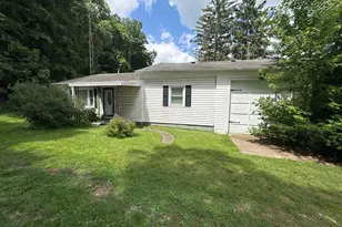 942 Meadowview Ave, Lancaster, OH 43130 - Photo 1