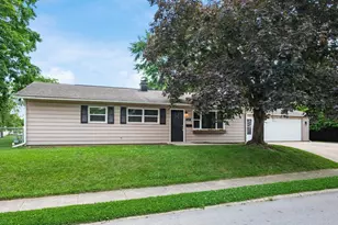 525 W Shields St, Newark, OH 43055 - Photo 1