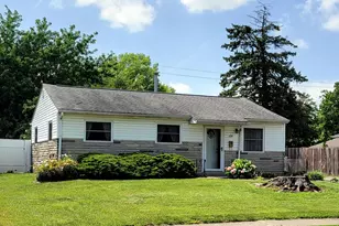137 Redmond Rd, Columbus, OH 43228 - Photo 1