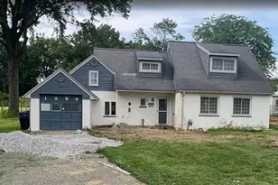 1384 Moler Rd, Columbus, OH 43207 - Photo 1