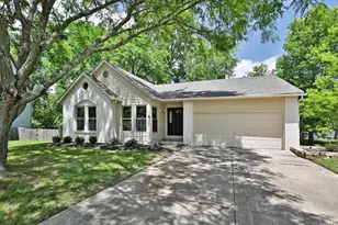28 Meadow View Ct, Powell, OH 43065 - Photo 1