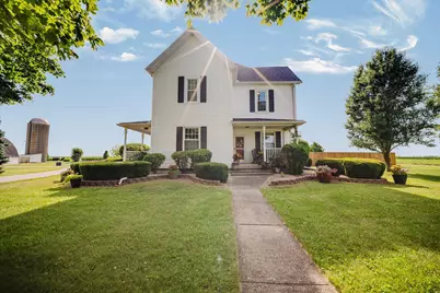 3243 Creek Road SE, Washington Court House, OH 43160 - Photo 1