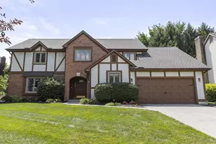 1219 Leicester Pl, Columbus, OH 43235 - Photo 1