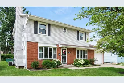747 Maxola Avenue, Newark, OH 43055 - Photo 1