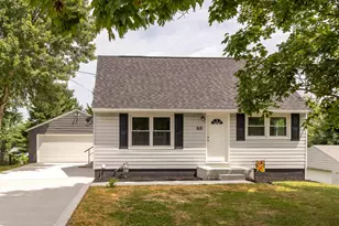 819 Spring St, Lancaster, OH 43130 - Photo 1