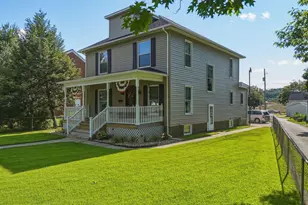 897 Brighton Blvd, Zanesville, OH 43701 - Photo 1