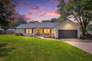 118 Ashcraft Dr SW, Granville, OH 43023 - Photo 1
