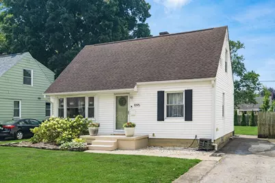1095 E Dunedin Road, Columbus, OH 43224 - Photo 1