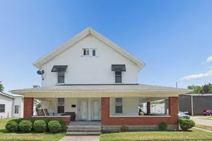 128 N London St, Mount Sterling, OH 43143 - Photo 1