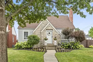 121 S Sylvan Ave, Columbus, OH 43204 - Photo 1