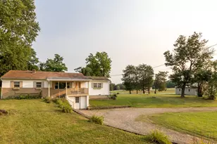 5781 Cincinnati Zanesville Rd NE, Lancaster, OH 43130 - Photo 1