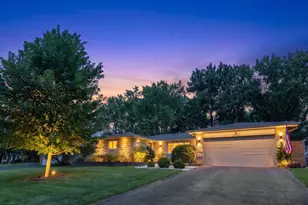 2843 Alder Vista Dr, Columbus, OH 43231 - Photo 1