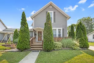 325 S Detroit St, Bellefontaine, OH 43311 - Photo 1