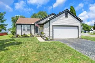 7576 Plainfield Dr, Pickerington, OH 43147 - Photo 1