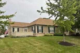 822 Lambton Cir W, Lancaster, OH 43130 - Photo 1