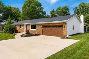 408 Pickering Dr, Pickerington, OH 43147 - Photo 1