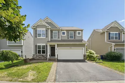 2672 Oswin Drive, Columbus, OH 43219 - Photo 1