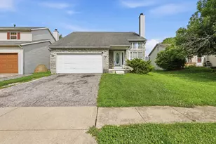 2766 Raphael Dr, Columbus, OH 43232 - Photo 1