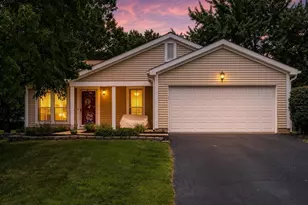 2973 Stone Mountain Dr, Pickerington, OH 43147 - Photo 1