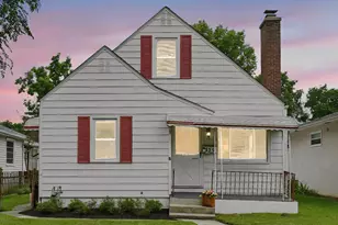 559 E Beechwold Blvd, Columbus, OH 43214 - Photo 1