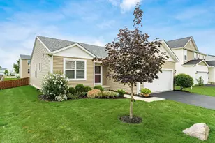 350 Glen Crossing Dr, Pataskala, OH 43062 - Photo 1