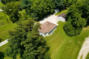 3738 Alkire Rd, Grove City, OH 43123 - Photo 1