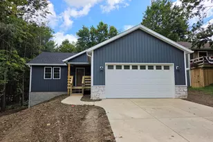 942 Country Club Dr, Howard, OH 43028 - Photo 1