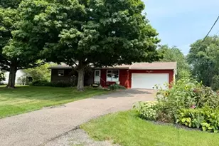 9139 Lancaster Rd, Hebron, OH 43025 - Photo 1