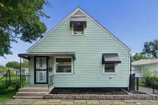 2478 Pontiac St, Columbus, OH 43211 - Photo 1