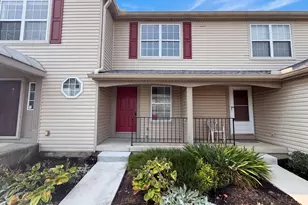5698 Canehill Ln, Hilliard, OH 43026 - Photo 1
