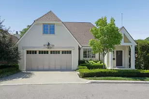 3445 London Ct Dr, Columbus, OH 43221 - Photo 1