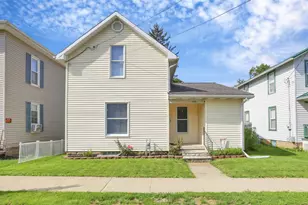 409 E Pleasant St, Mount Vernon, OH 43050 - Photo 1
