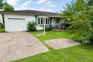 115 S 5th St, Hebron, OH 43025 - Photo 1