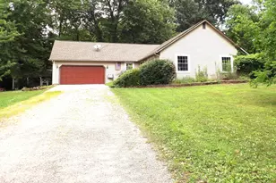 263 Apple Blossom Rd SW, Pataskala, OH 43062 - Photo 1