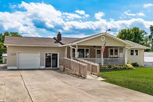 2910 S Pleasant Grove Rd, Zanesville, OH 43701 - Photo 1