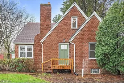 4216 38th Street NW, Canton, OH 44718 - Photo 1