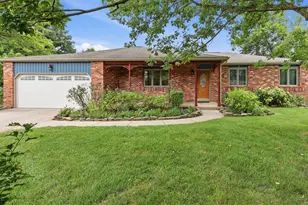 7020 Fayette Dr, West Jefferson, OH 43162 - Photo 1