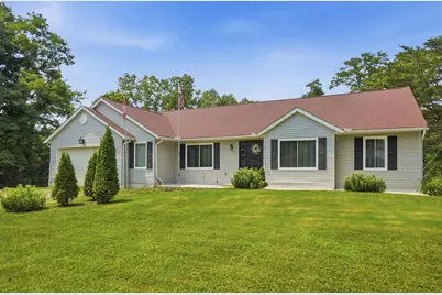 228 Jones Avenue SW, Pataskala, OH 43062 - Photo 1