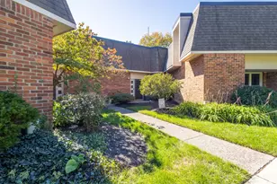 1495 Lafayette Dr, Columbus, OH 43220 - Photo 1