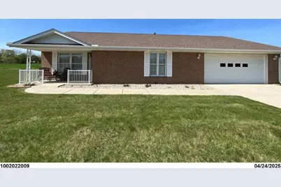 127 Kings Way, West Jefferson, OH 43162 - Photo 1