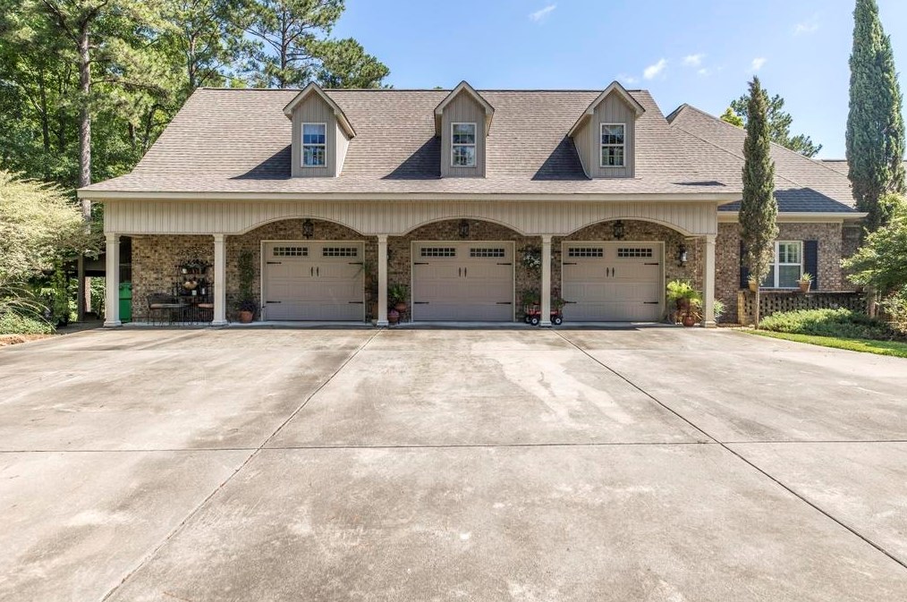 4042 Roundtop Cir, Perry GA  31069-7806 exterior