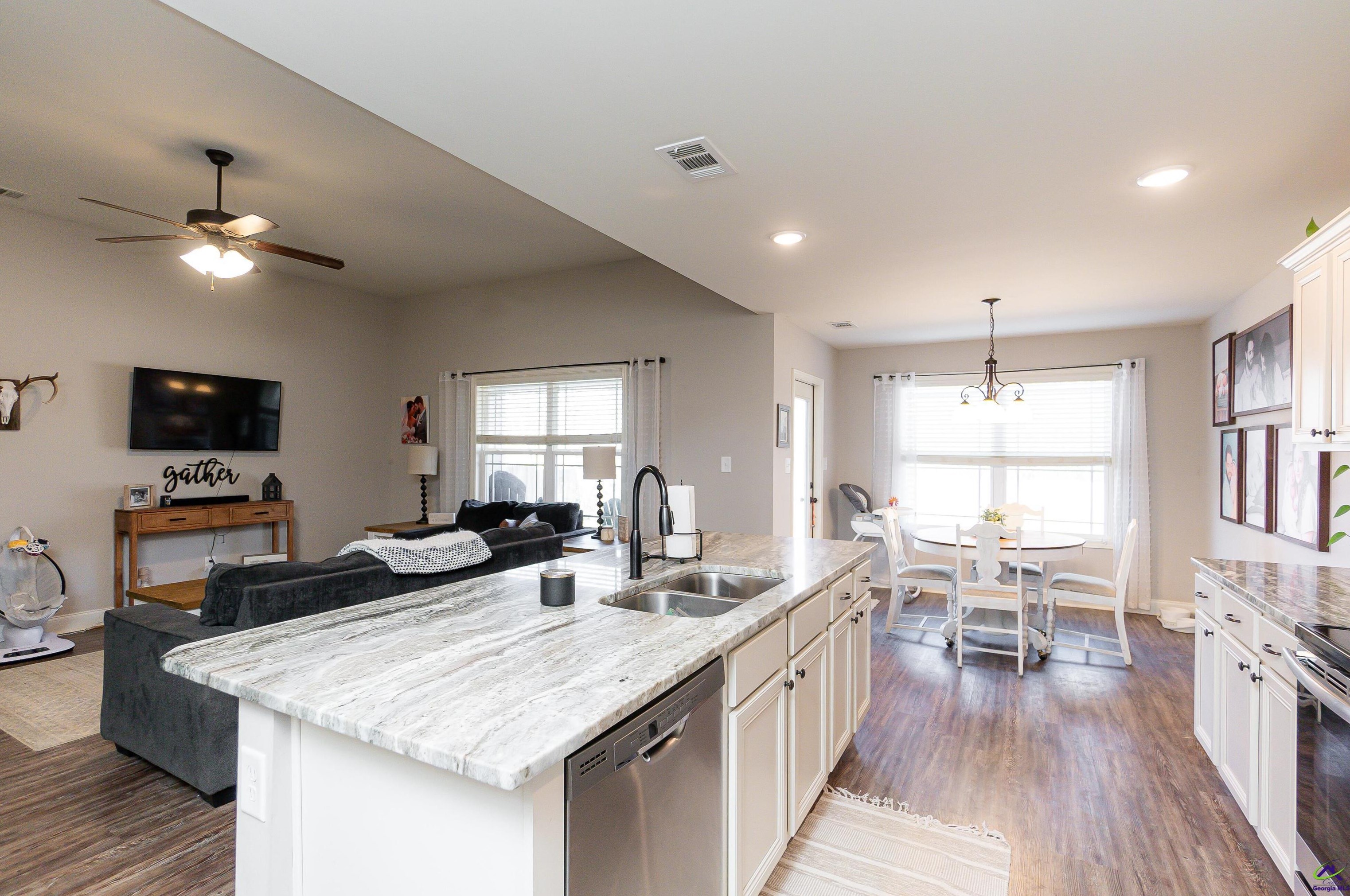 138 Worchester Cir, Perry GA  31069-5914 exterior