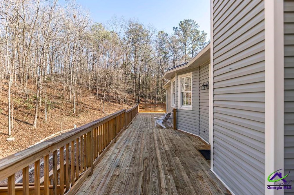 128 Huntington Pl, Macon GA  31210-4252 exterior