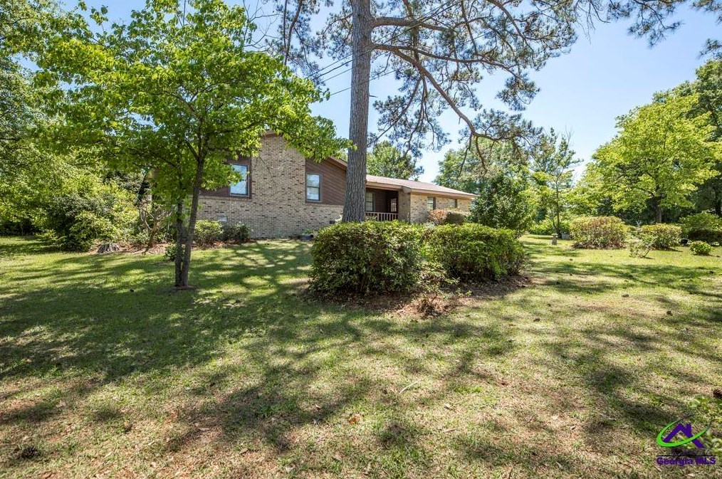 304 Belmont Dr, Warner Robins GA  31088-5546 exterior